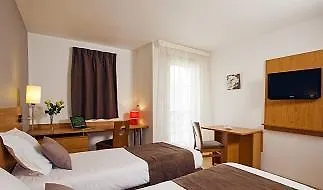 Sejours & Affaires Les Minimes 3* لا روشيل