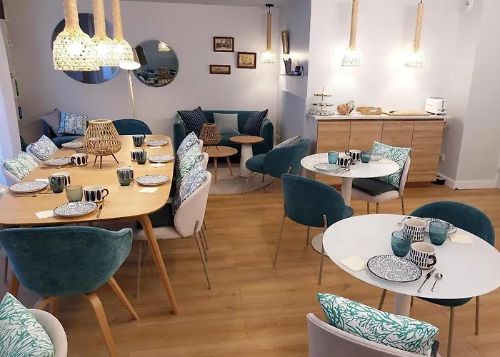 Sejours & Affaires Les Minimes 3*