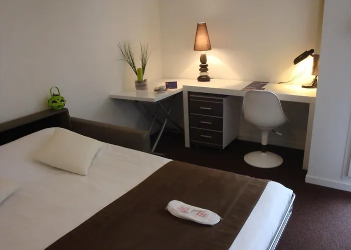 Sejours & Affaires Les Minimes Hotel apartamentowy