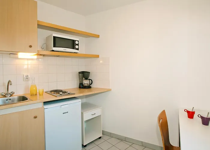 Sejours & Affaires Les Minimes Hotel apartamentowy